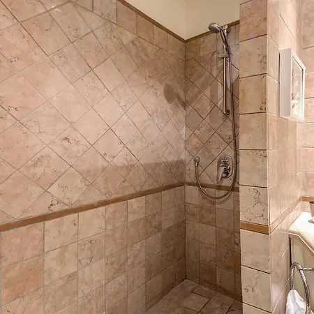 Apartment Elegant And Charming Apt. Navona