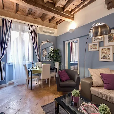 Elegant And Charming Apt. Navona Apartment
