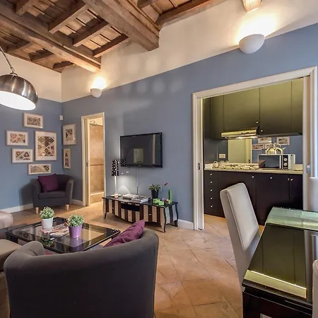 Elegant And Charming Apt. Navona Apartment