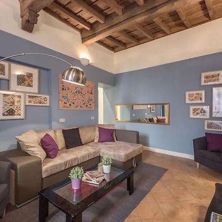Elegant And Charming Apt. Navona Apartment